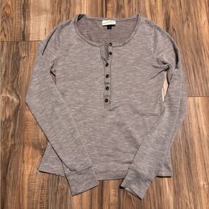 Universal thread ribbed Henley top shirt small
